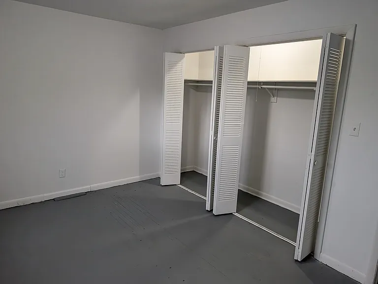 96 Cromwell Pl — Photo 7