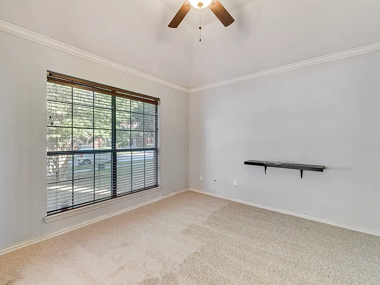 2517 Indian Hills Dr — Photo 14