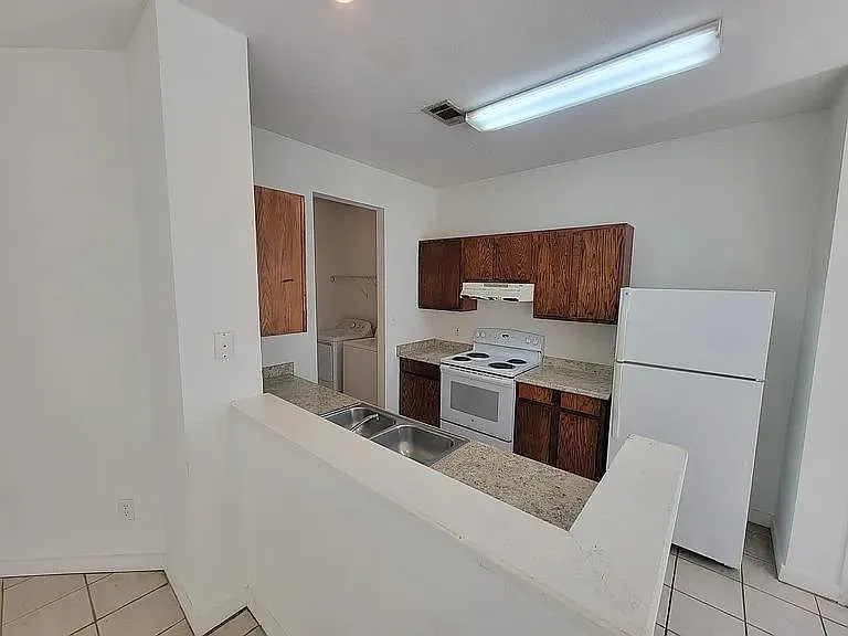 814 Sagewood Trl — Photo 5