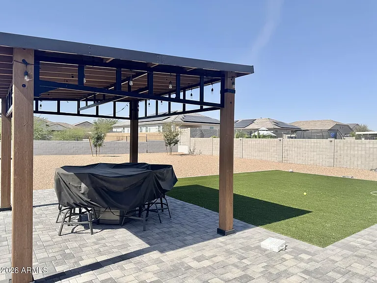 1090 W Beacon Dr — Photo 25