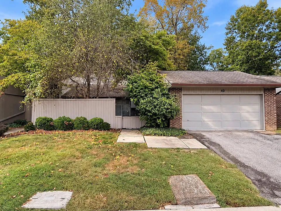 40 Catalpa Way