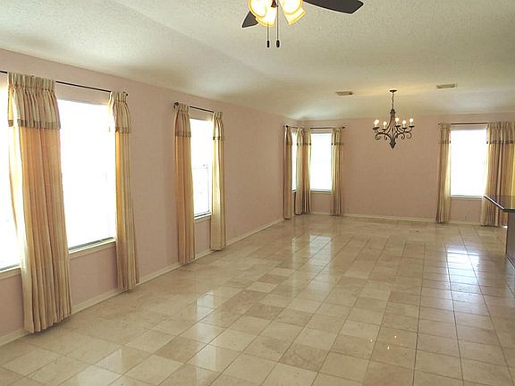 3rd image of 2722 Eldridge Park Way