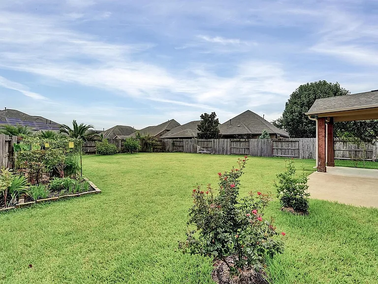 18735 Waketon Dr — Photo 36