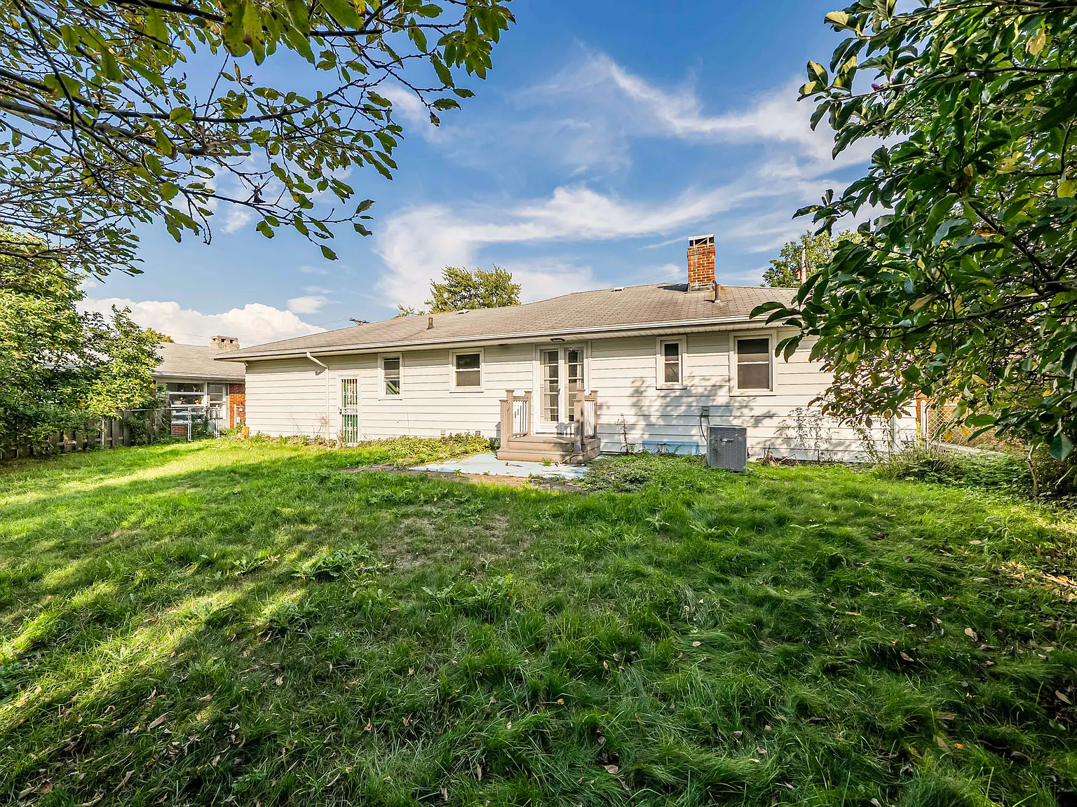 3 bed, 1800 sqft, $2,900 — Photo 2