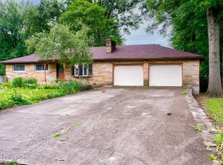 4302 Lambert Rd, Louisville, KY 40219