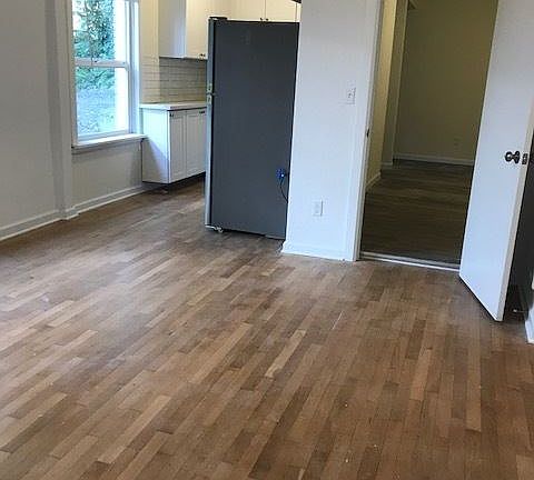5th image of 924 16th Ave APT 104