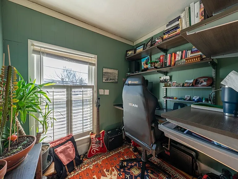 5 Village St — Photo 12
