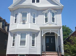 816 E 6th St, South Boston, MA 02127