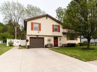 11 Gateway Dr, Batavia, NY 14020