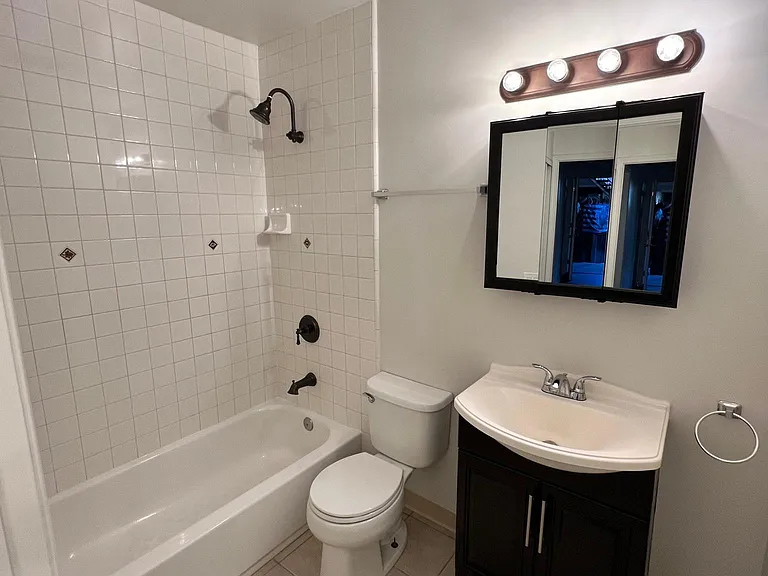 405 N Marengo Ave #9 — Photo 21