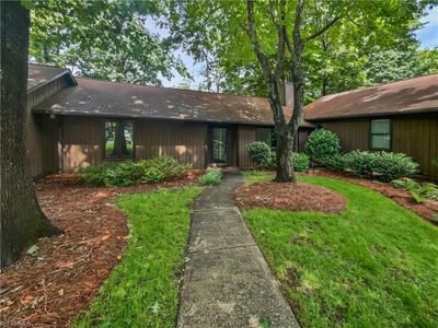 2543 Cottage Pl, Greensboro, NC, 27455
