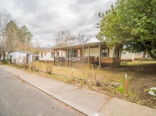 420 Oak St, Rogue River, OR