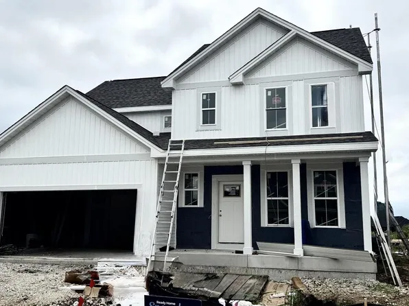 1749 Switchgrass STREET, Oconomowoc, WI 53066