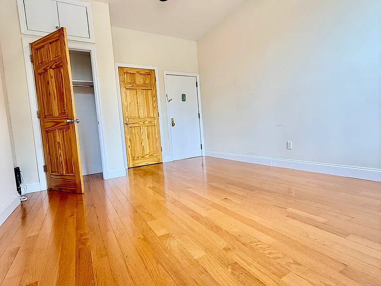 1680 1st Ave #2A — Photo 9