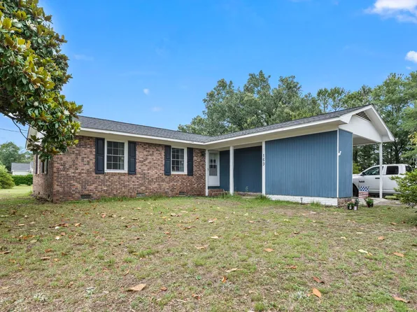 169 Ole Maple St., Loris, SC 29569