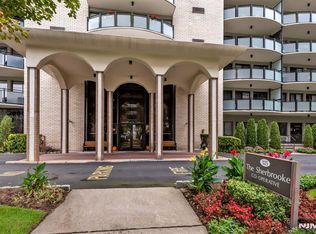 125 Prospect Ave #PENTHOUSE C, Hackensack, NJ 07601
