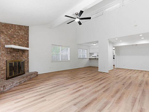 3rd image of 11631 Inga Ln