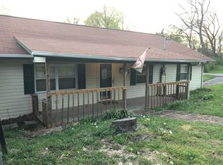 220 W Hills Dr, Lenoir City, TN 37771