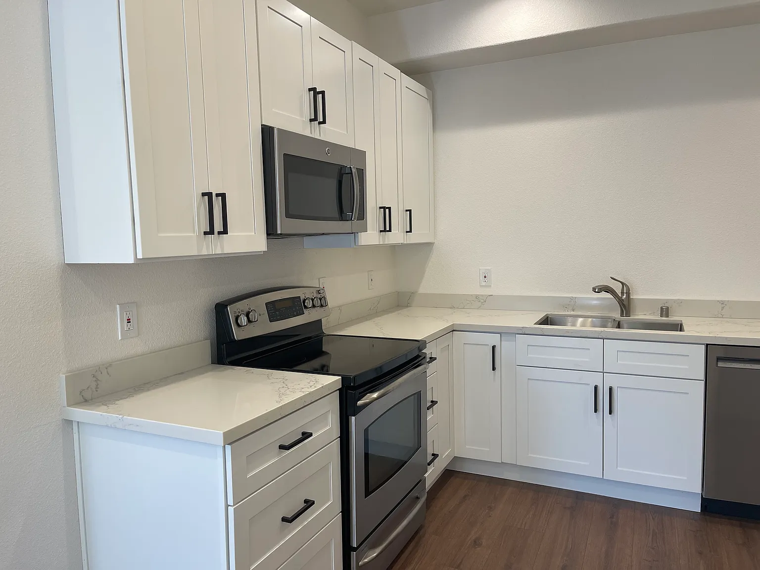 2320 Maho Bay Cir — Photo 3
