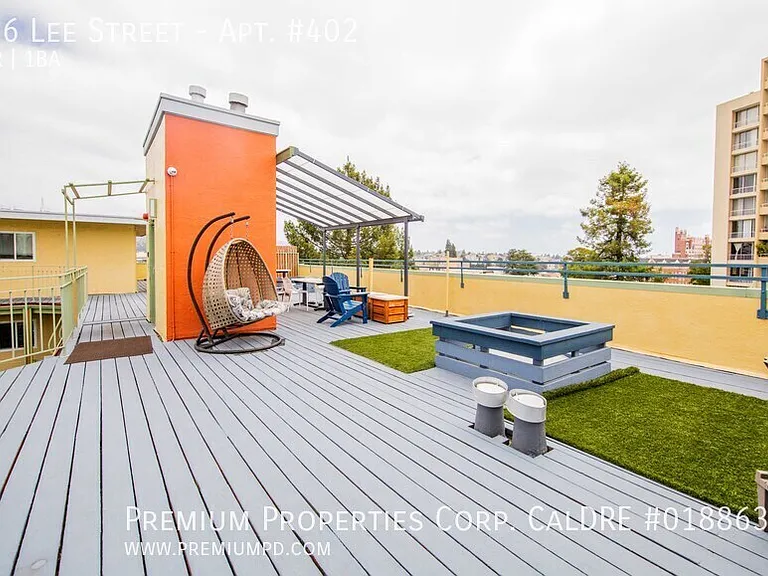 Bel Aire Apartments — Photo 17