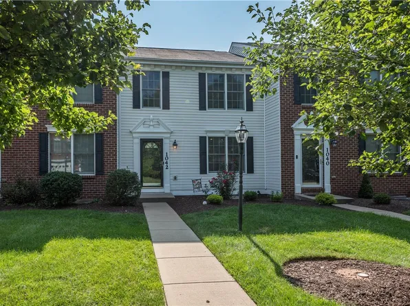 1042 Bayberry Dr, Canonsburg, PA 15317