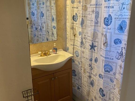 2nd image of 827 Mcintosh Street