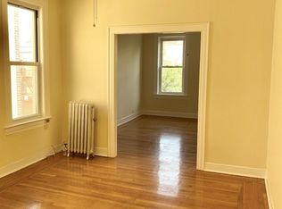 30-38 33rd St #3A, Astoria, NY 11102