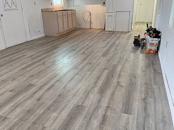 4th image of 400 W Baseline Rd #100