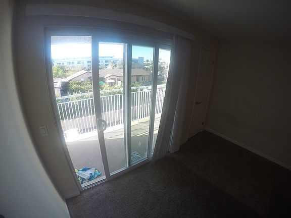 3rd image of 5252 Orange Ave Unit 221
