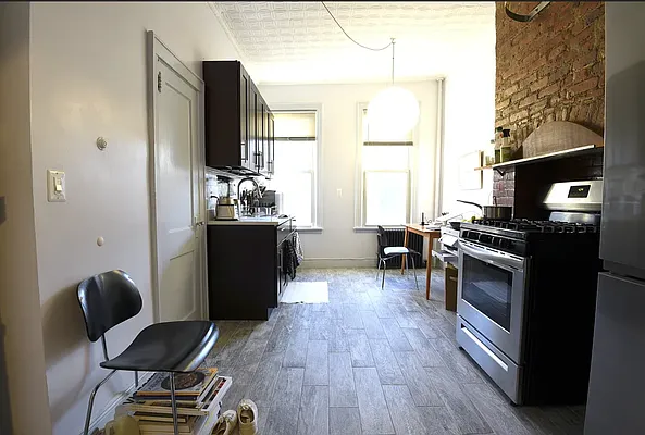 Rented by Brick&Mortar | media 10