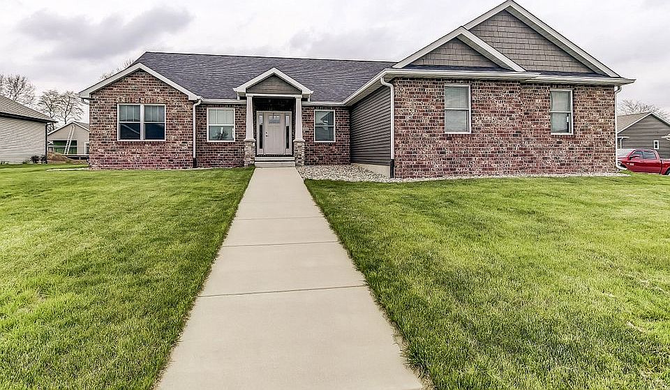 1st image of 1101 Dogwood Ct