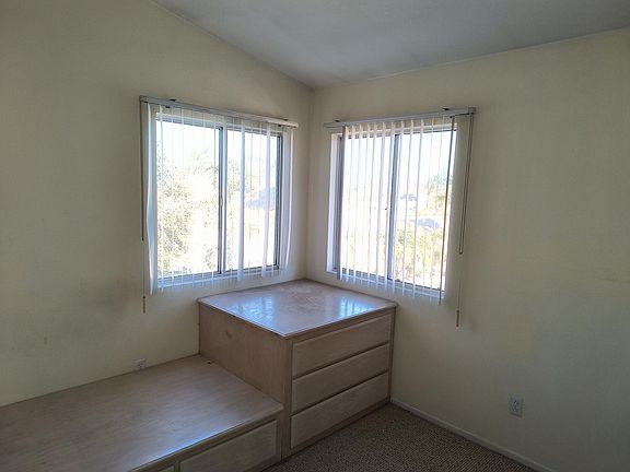 5th image of 751 Via Paraiso Cir #1
