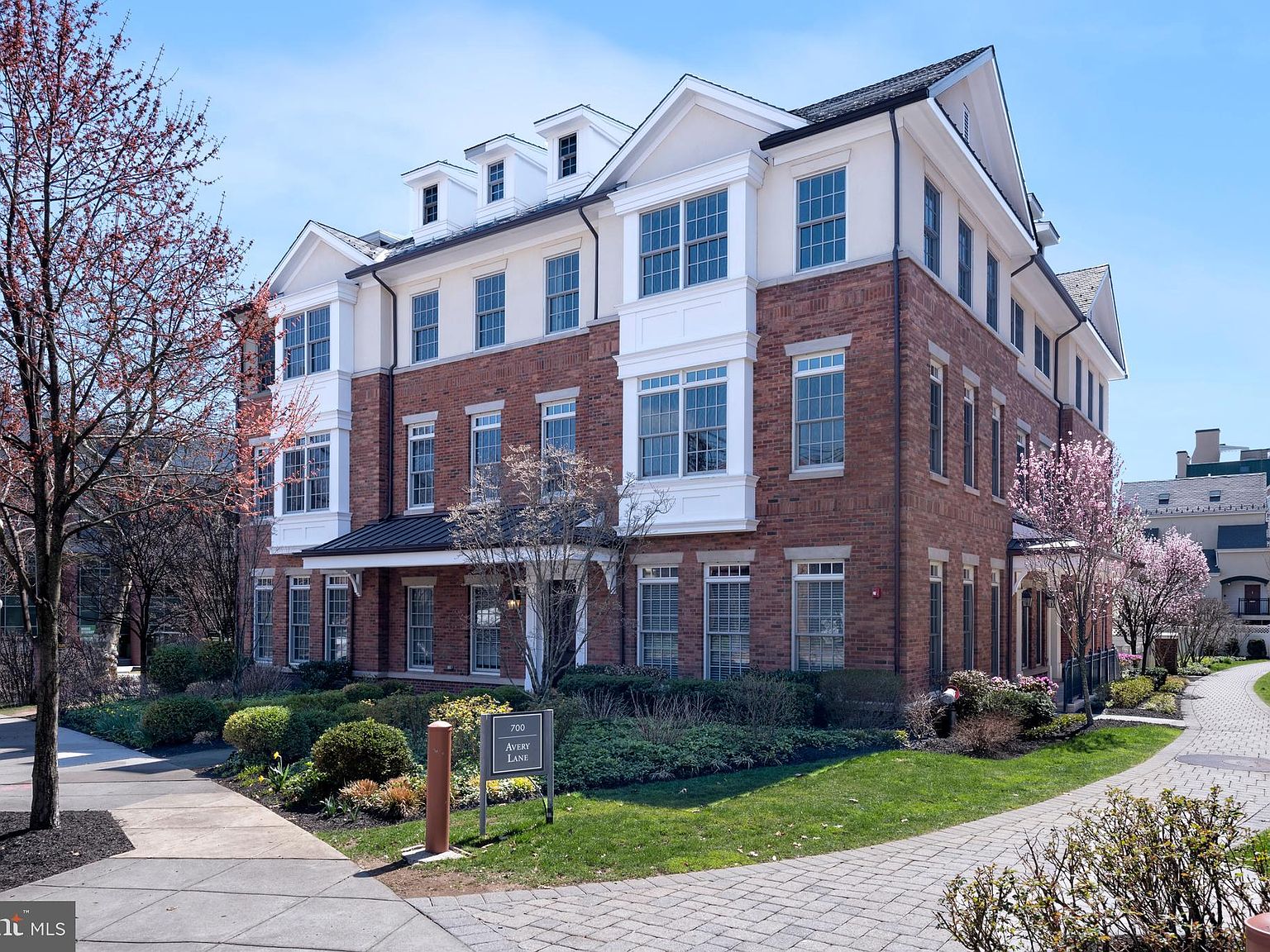 711 Avery Ln, Princeton, NJ 08542 MLS NJME2029770 Zillow