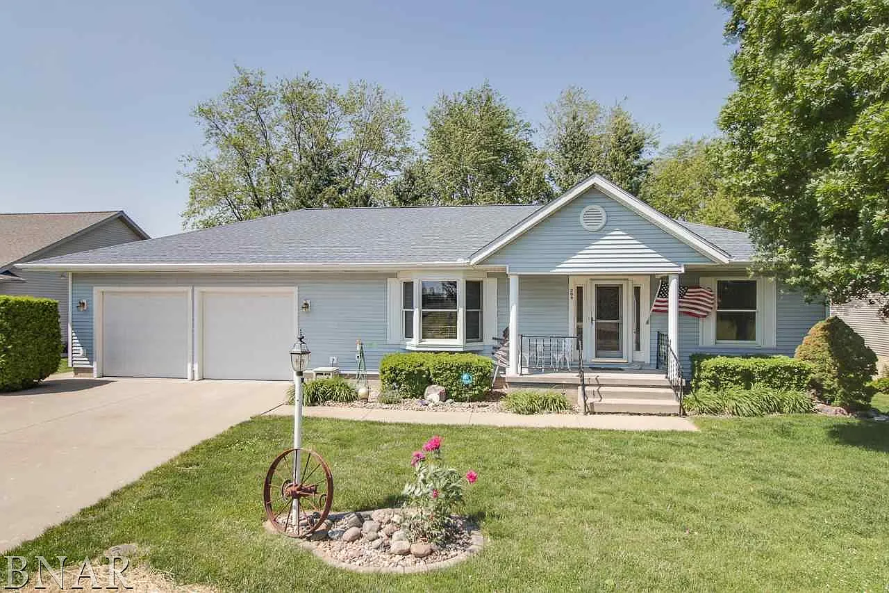 209 Heritage Ln photo 1