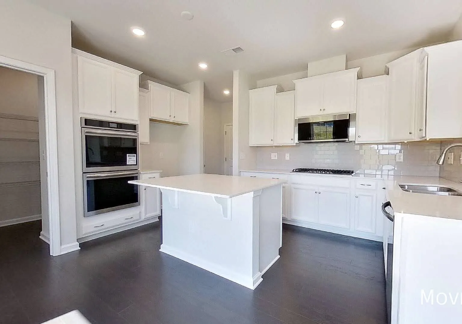 17501 Chaco Ln Charlotte NC 28278 Open Concept On Lake Wylie — Photo 4