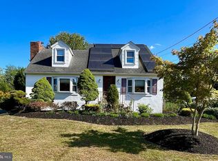 408 May Ave, Williamstown, NJ 08094