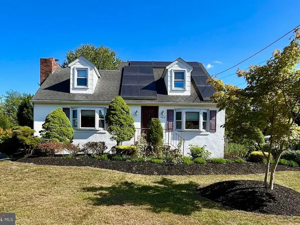 408 May Ave, Williamstown, NJ 08094