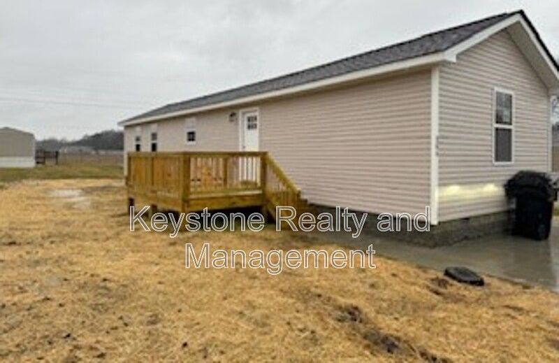1st image of 304 Jennifer St Lot 40