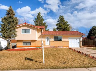 462 Helena Cir, Littleton, CO 80124