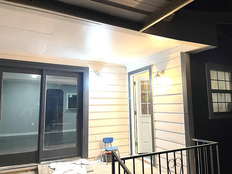 575 Division Ave — Photo 14