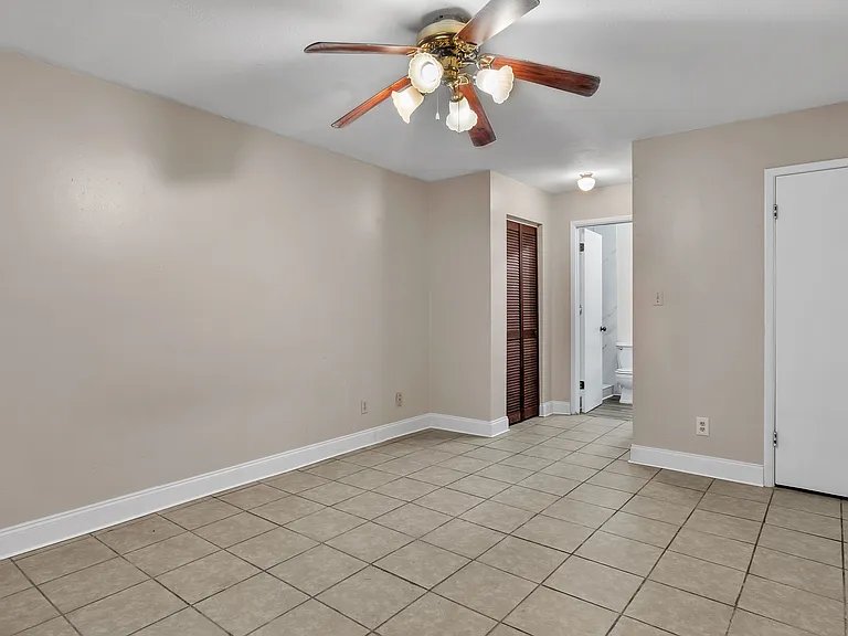 2121 S San Gully Rd #16 — Photo 16