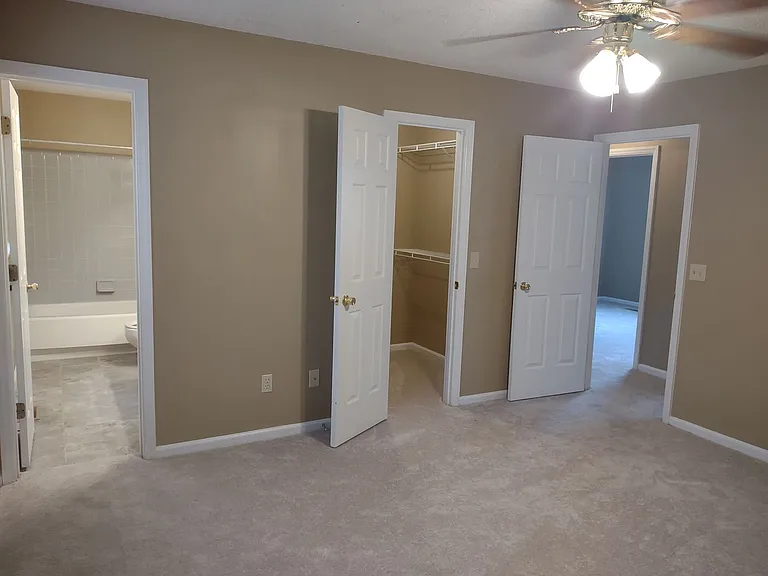 202 Hookston Way — Photo 16
