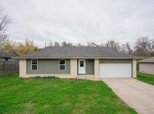 3667 S Colgate Ave, Springfield, MO 65807