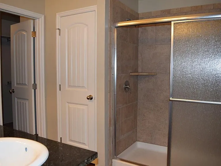 4704 River Mesa Dr — Photo 9