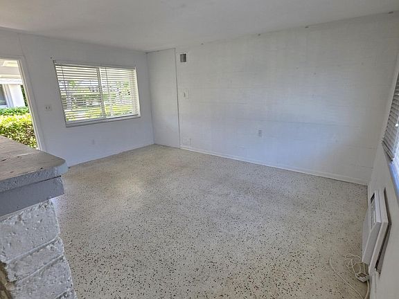 5th image of 1216 Cabana Rd #1-A