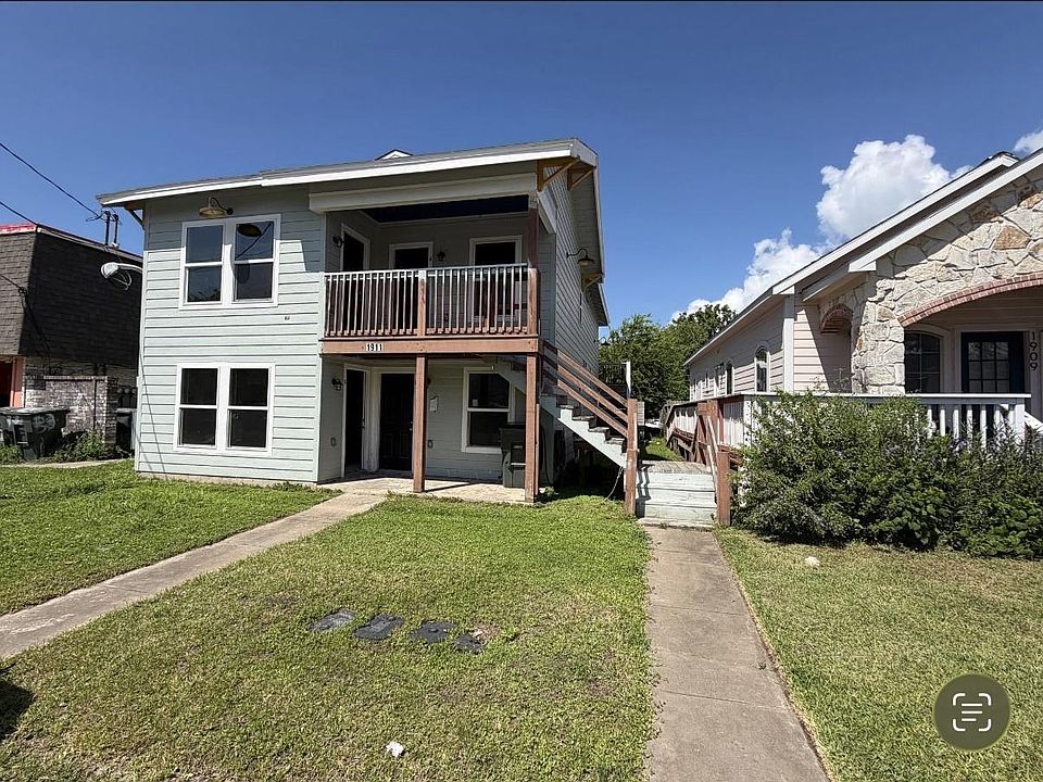 1st image of 1911 40th St