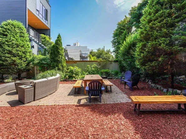 300 Communipaw Avenue image 41 of 43