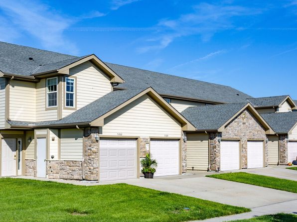 Woodland Townhomes | 20820 W 54th St, Shawnee, KS
