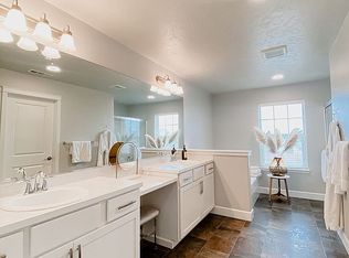 5907 Sidon Ln, Pasco, WA 99301