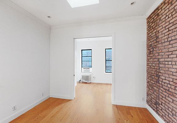 5th image of 504 E 88th St APT 5A